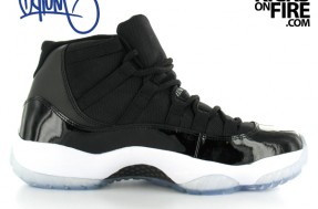 Air Jordan 11 (XI) Space Jam â€“ Black / Varsity Royal â€“ White